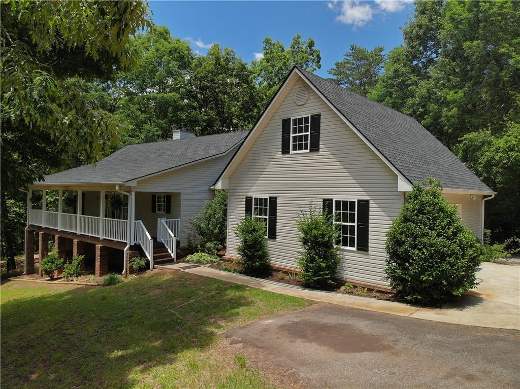 5660 Cool Springs Rd., Gainesville, GA 30506