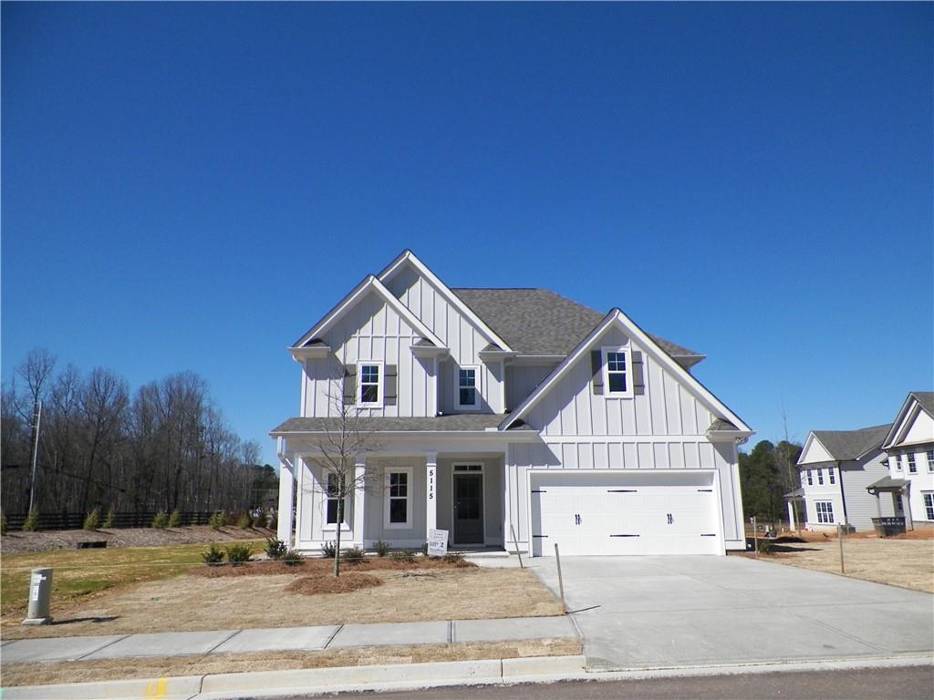 5161 Parkwood Dr., Flowery Branch, GA 30542