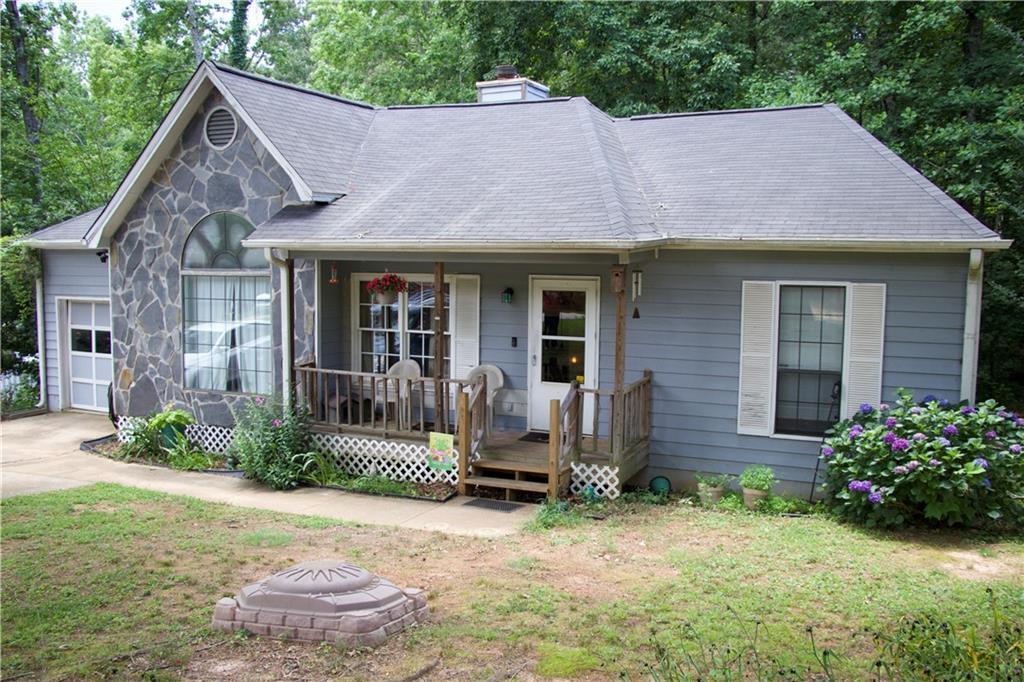 996 Davis Mill Rd., Dallas, GA 30157