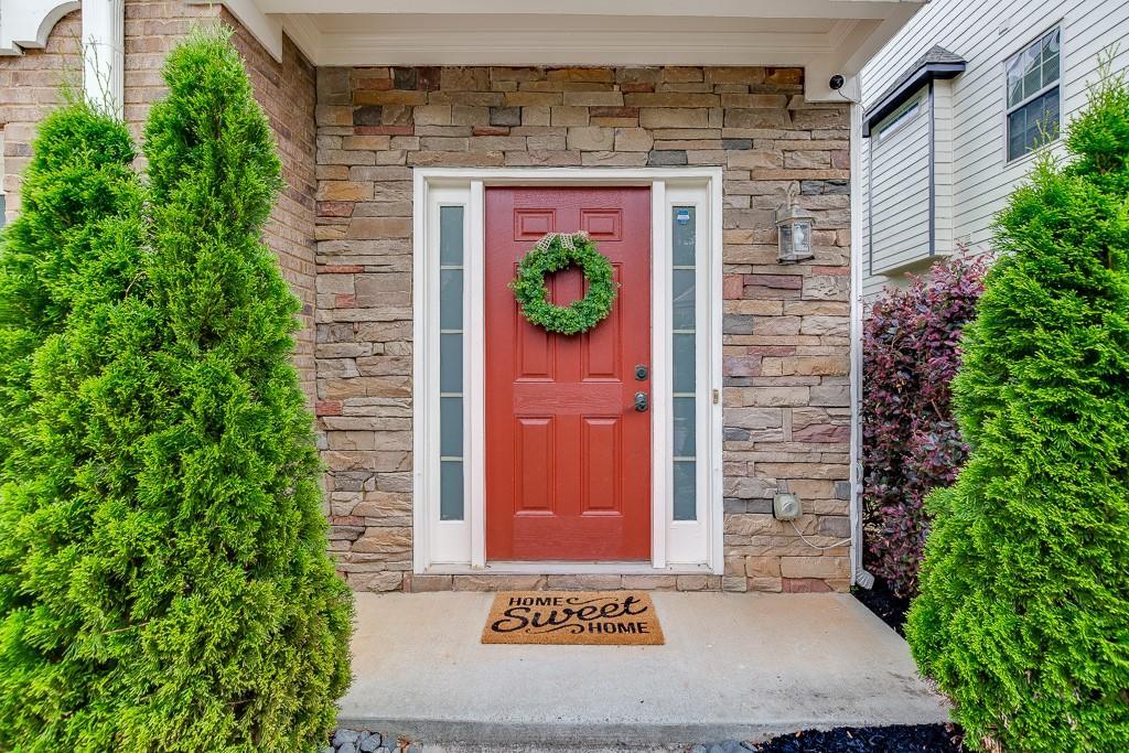 5267 Blossom Brook Dr., Sugar Hill, GA 30518