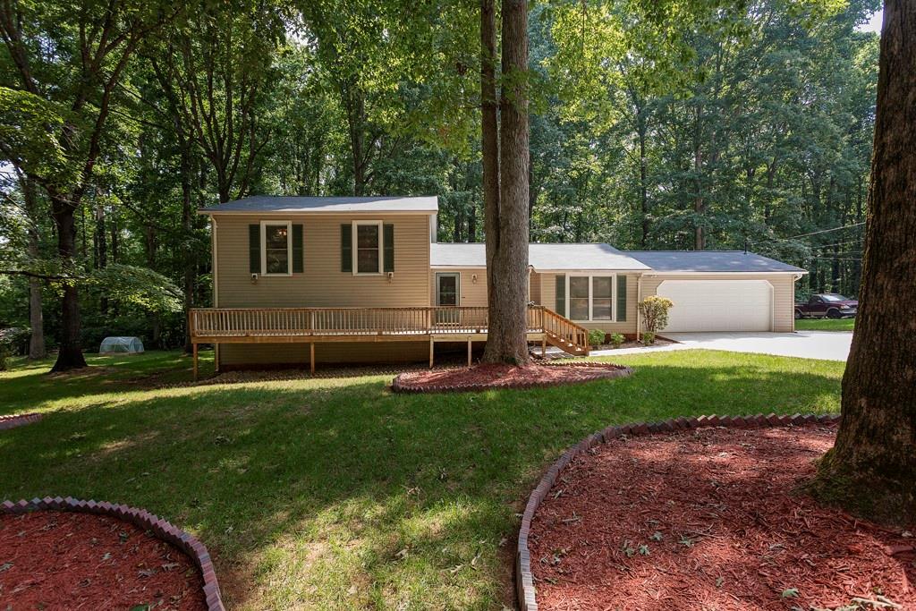 276 Firecrest Ln., Lawrenceville, GA 30046