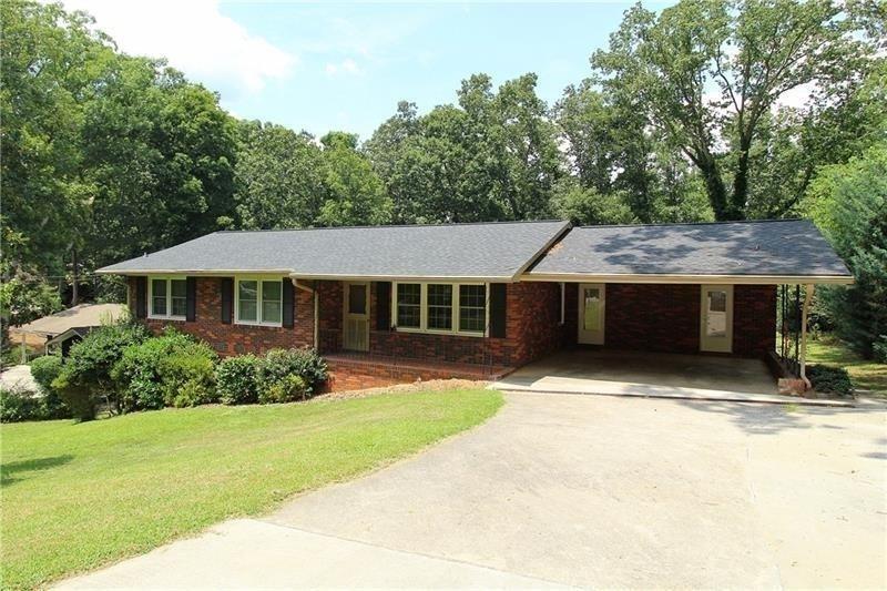 390 Mountain View Dr., Gainesville, GA 30501