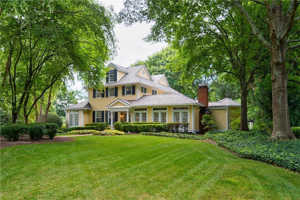6030 Loch Harbor Ct., Roswell, GA 30075
