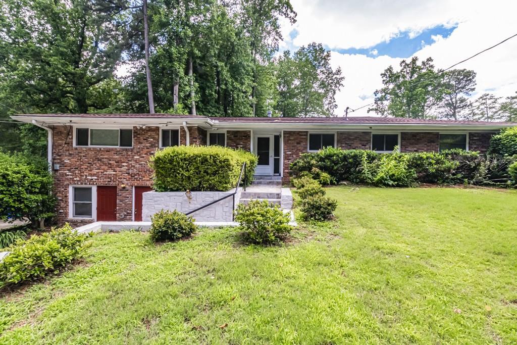 1302 Holly Ln., Atlanta, GA 30329
