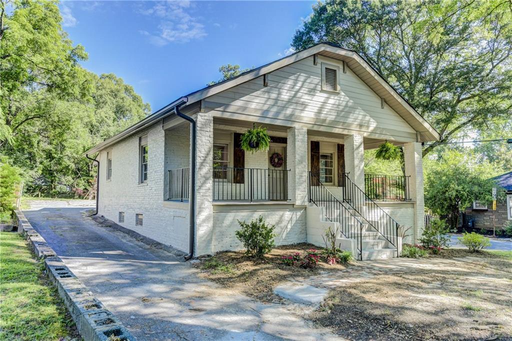 2621 Forrest Ave., Atlanta, GA 30318