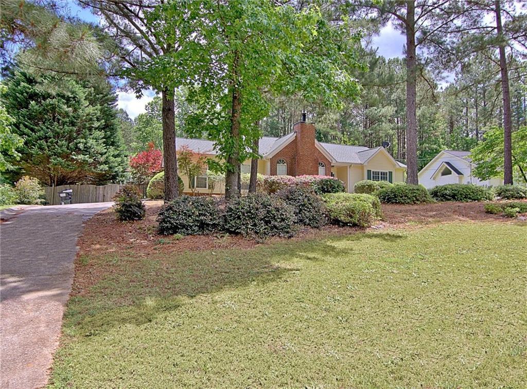 96 Winthrop Dr., Sharpsburg, GA 30277