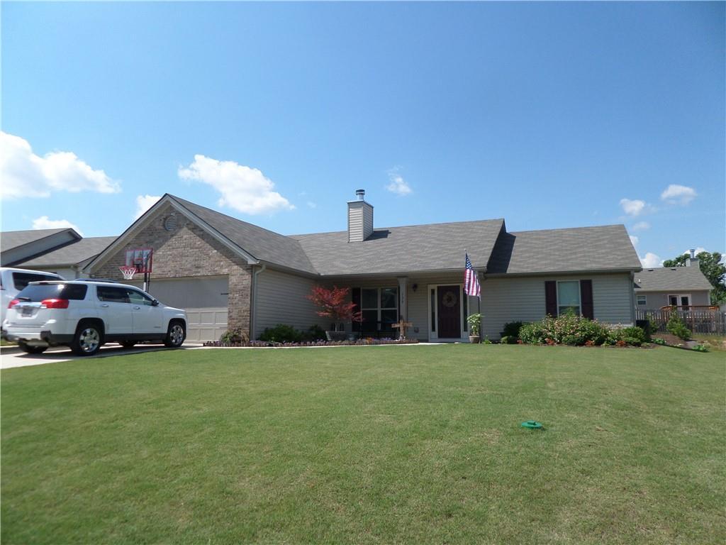 139 Brookside Pl., Lula, GA 30554