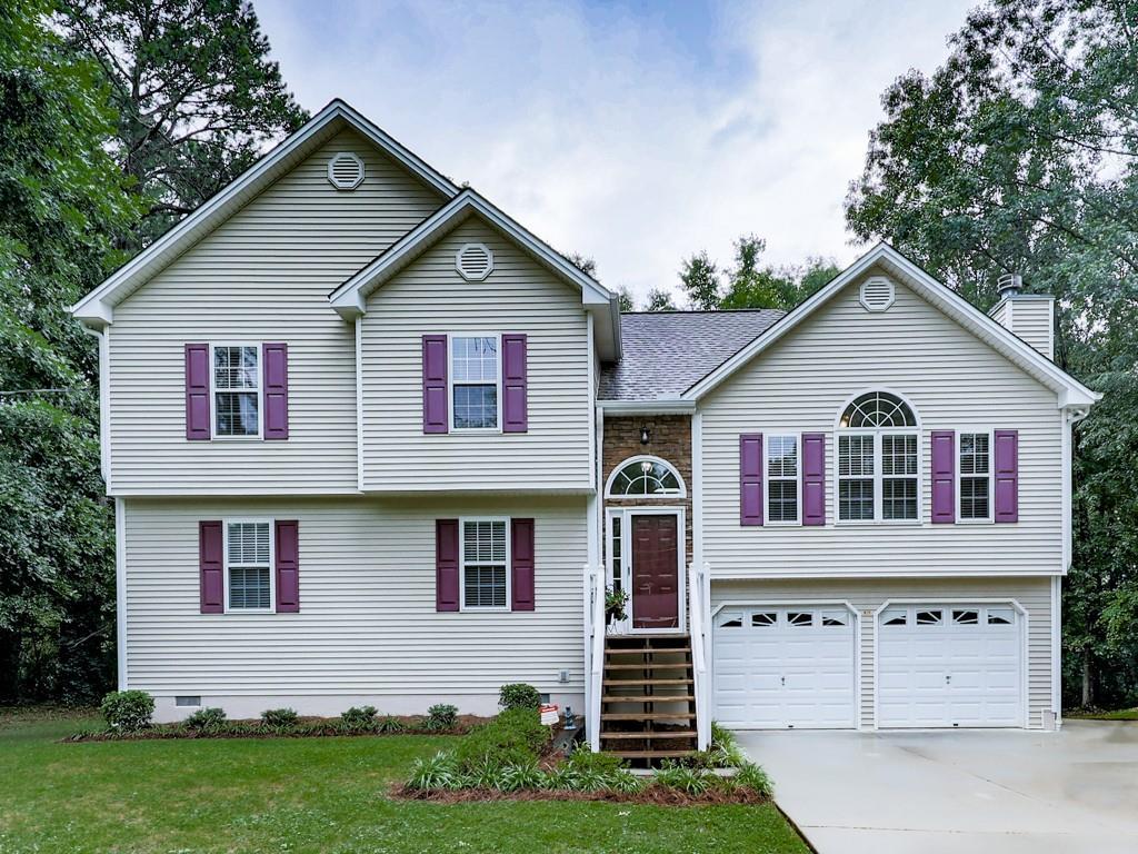 415 Cartersville St., Ball Ground, GA 30107