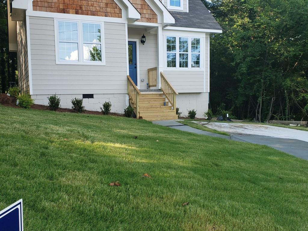 4041 SW Waits Ave., Atlanta, GA 30331