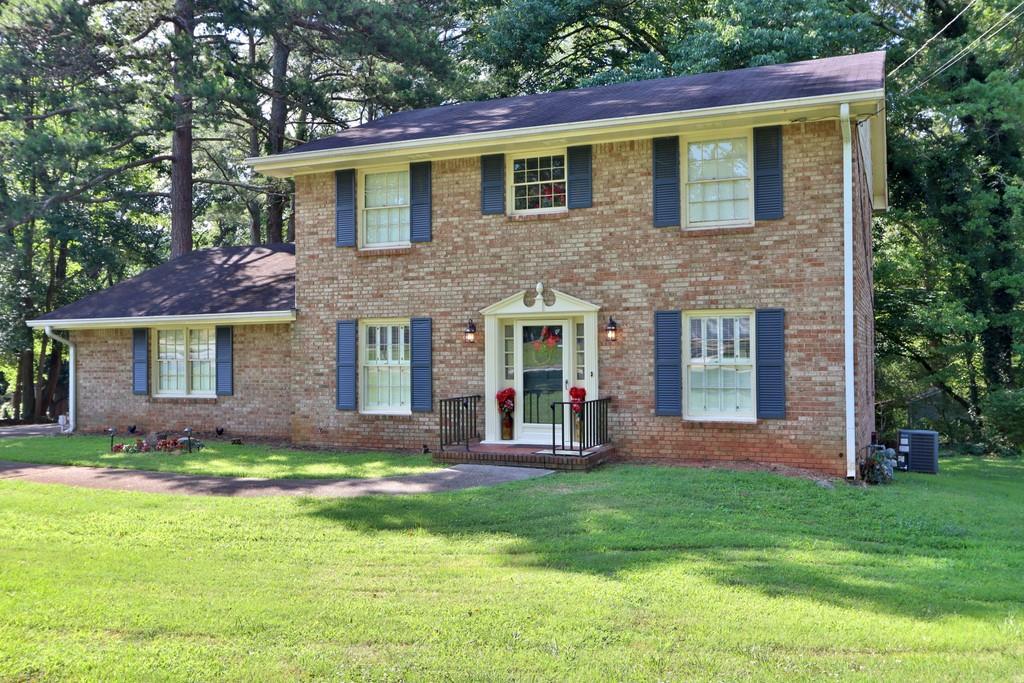 4070 Indian Trace, Lilburn, GA 30047