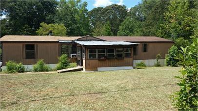 5405 Kilroy Ln., Douglasville, GA 30135