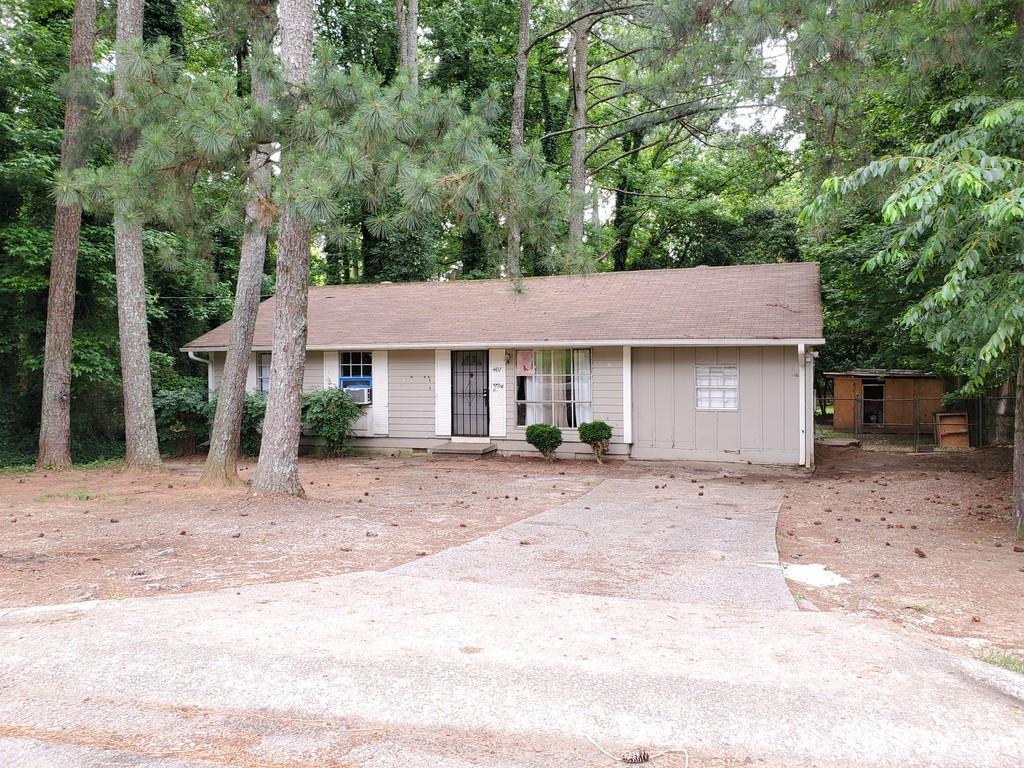4437 Glade Rd., Forest Park, GA 30297