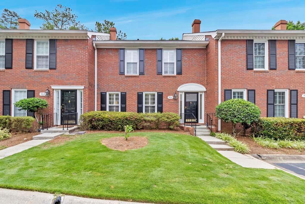 903 Dunwoody Chace, Sandy Springs, GA 30328