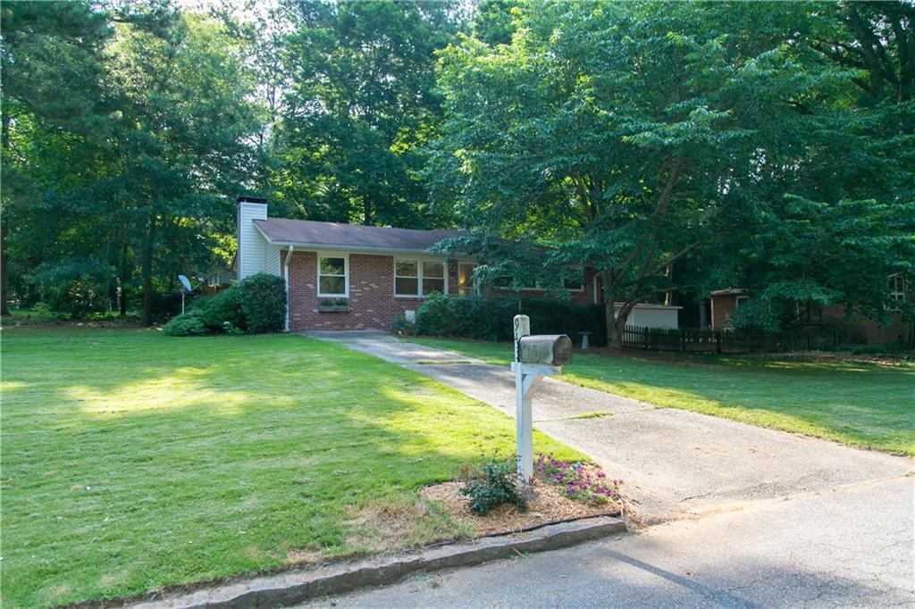 943 Brookdale Pl., Decatur, GA 30033
