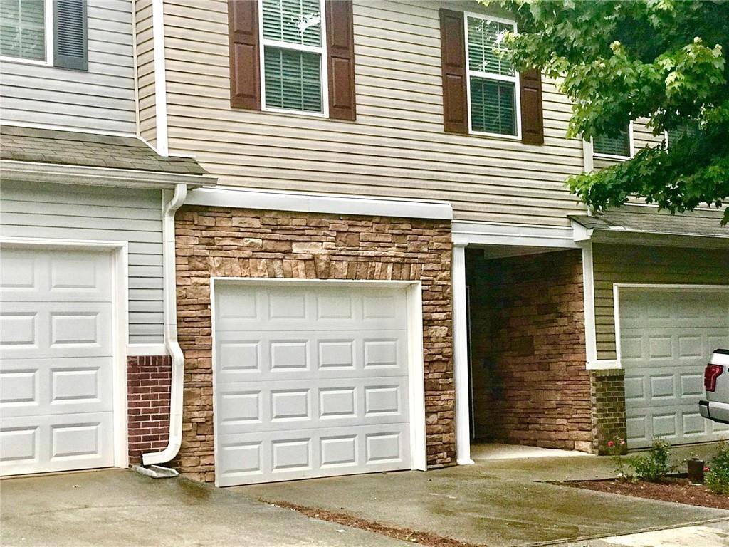 4665 Beacon Ridge Ln., Flowery Branch, GA 30542