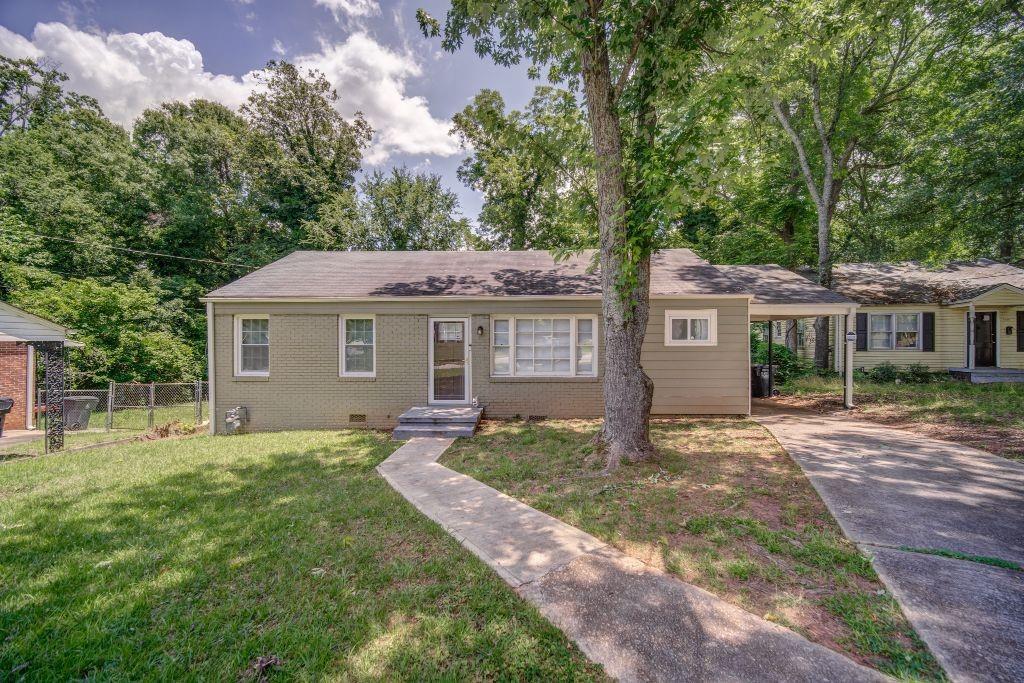 2452 Semmes St., Atlanta, GA 30344