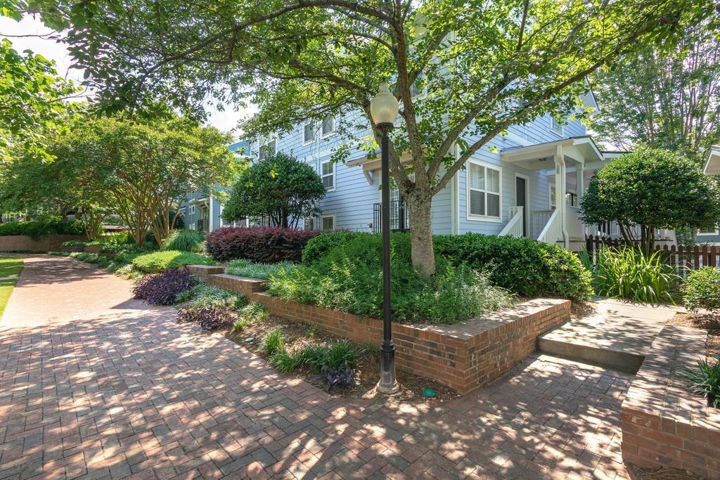 268 Carlyle Park Dr., Atlanta, GA 30307