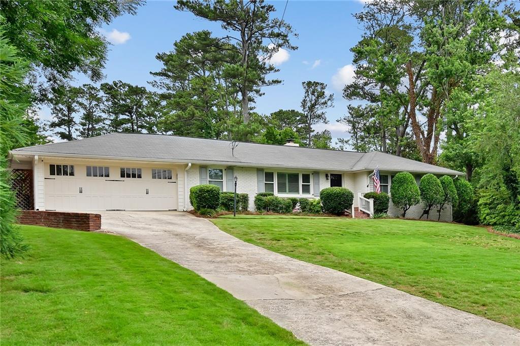 258 Meadowbrook Dr., Atlanta, GA 30342