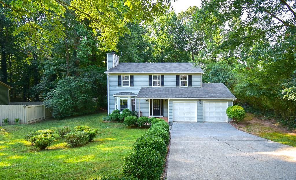 3929 Wood Path Ln., Stone Mountain, GA 30083