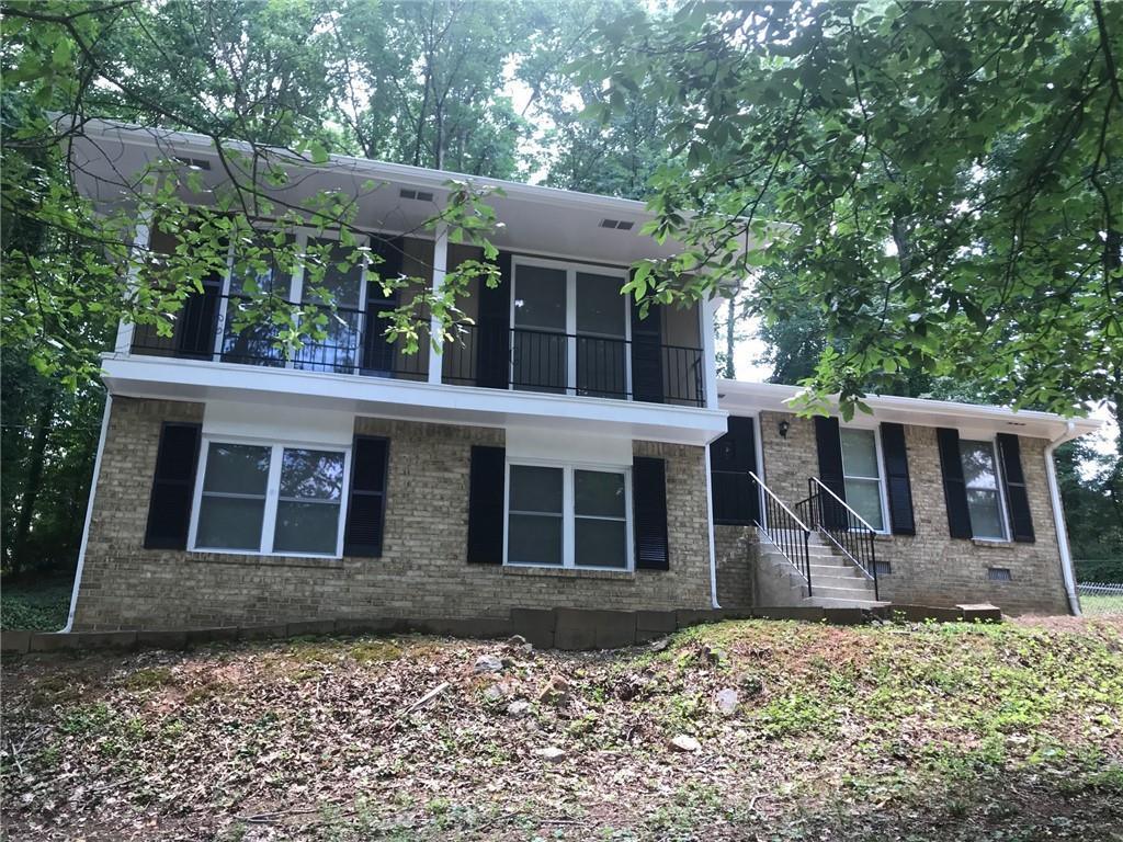 5927 Simone Dr., Stone Mountain, GA 30087