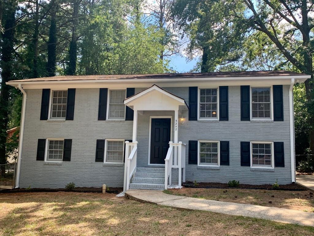5257 Orly Ter., College Park, GA 30349