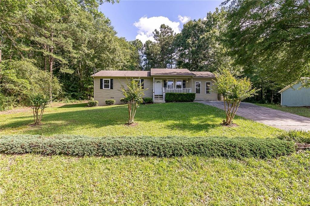 187 Parkway Cir., Villa Rica, GA 30180