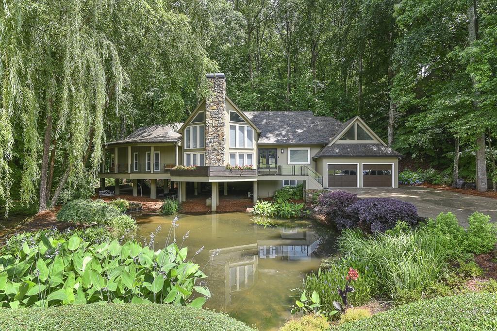 1120 Oakhaven Dr., Roswell, GA 30075