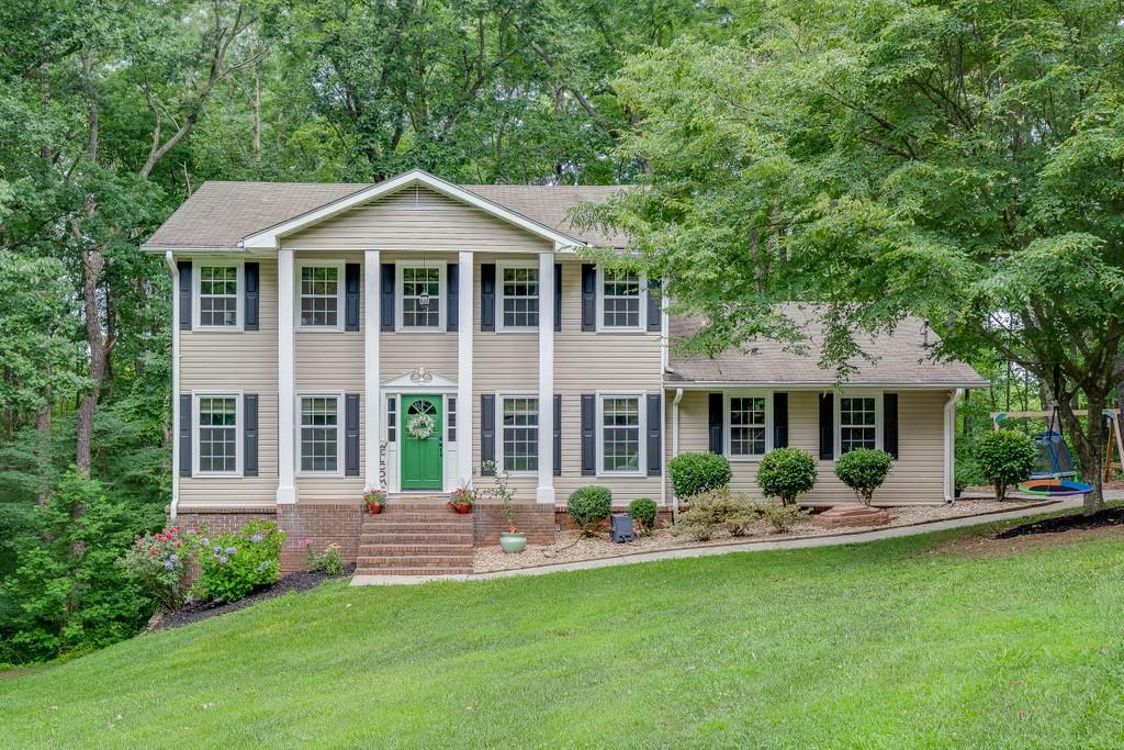 3734 Leisure Ct., Buford, GA 30519