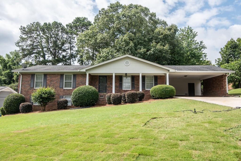 109 Deerbrook Dr., Rome, GA 30165