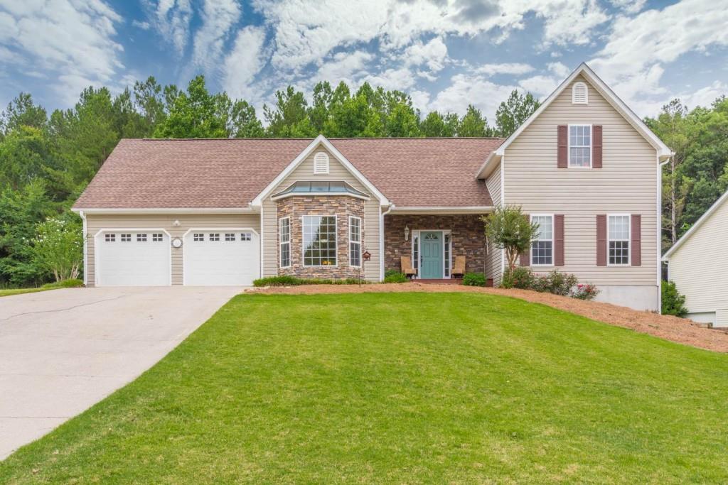 97 Hollow Springs Dr., Hiram, GA 30141