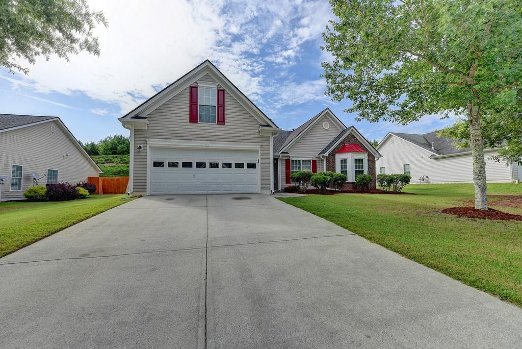 1920 Charleston Oak Cir., Lawrenceville, GA 30043