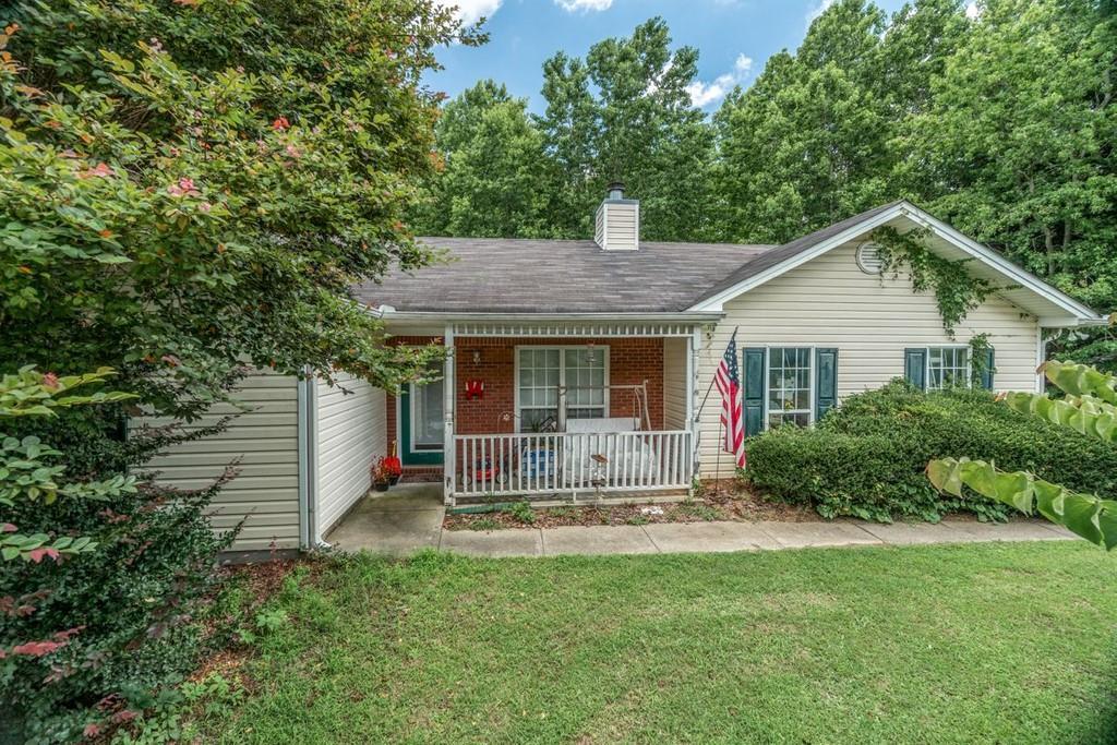 950 Oak Valley Rd., Dacula, GA 30019