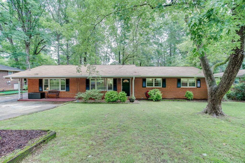 1596 Carolyn Dr., Stone Mountain, GA 30087