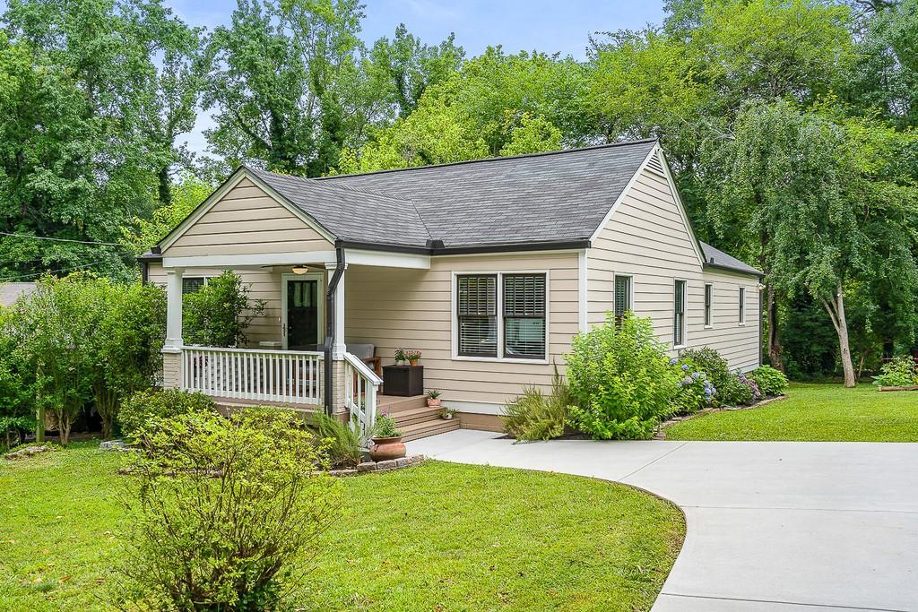 2864 White Oak Dr., Decatur, GA 30032