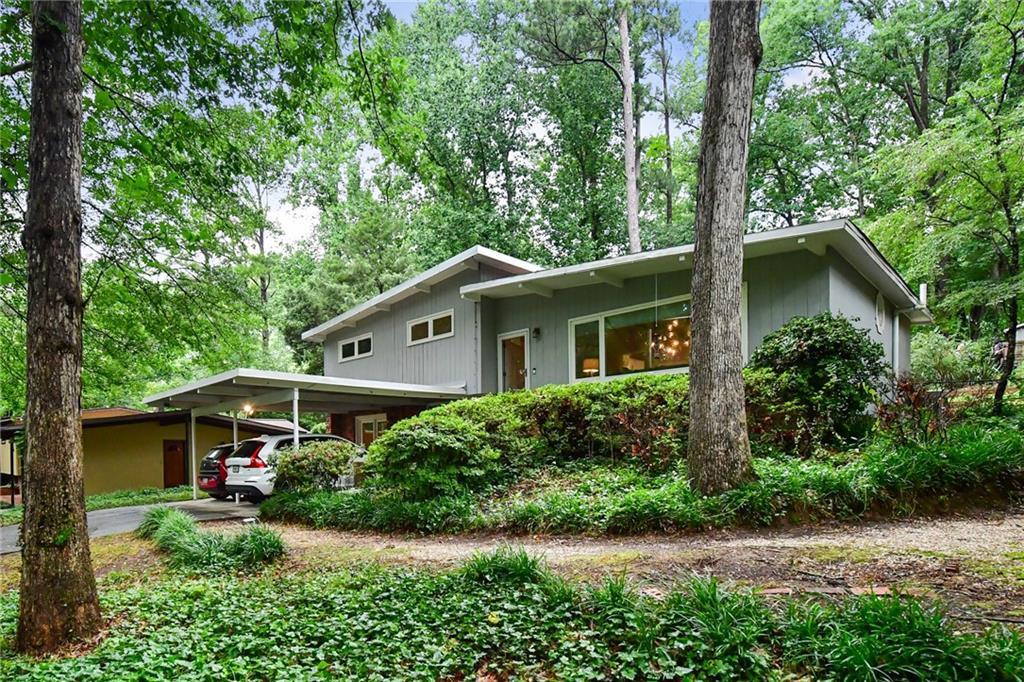 1696 Wawona Ter., Brookhaven, GA 30319