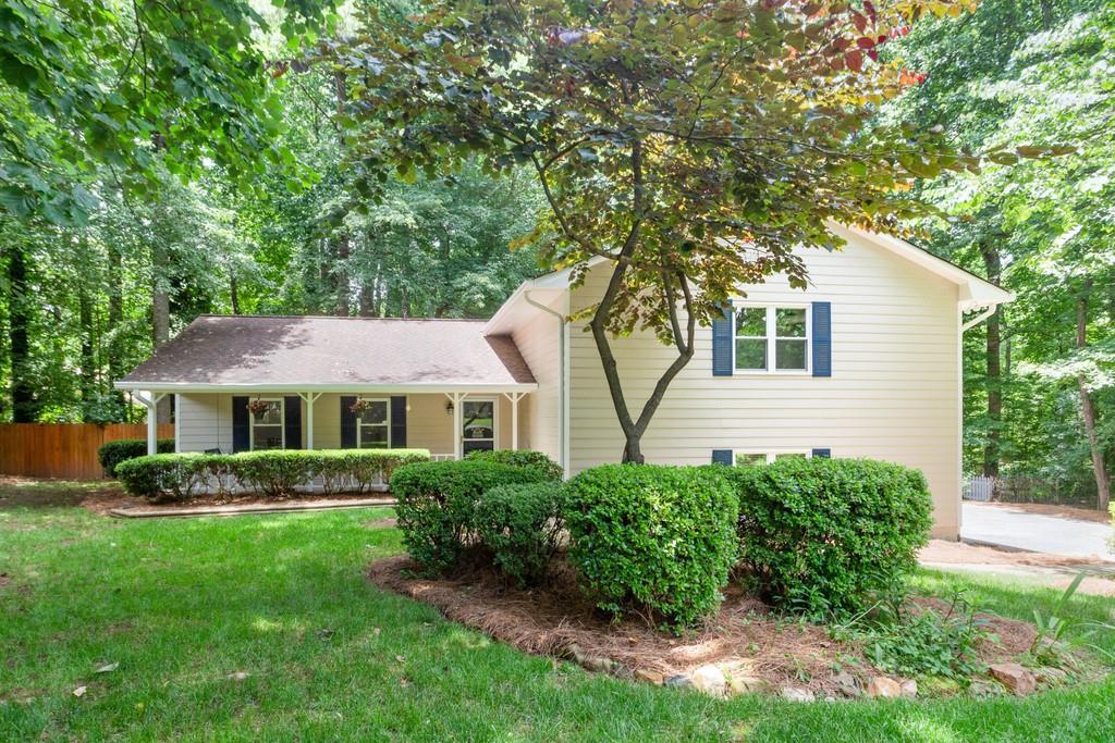2239 N River Tr., Marietta, GA 30066