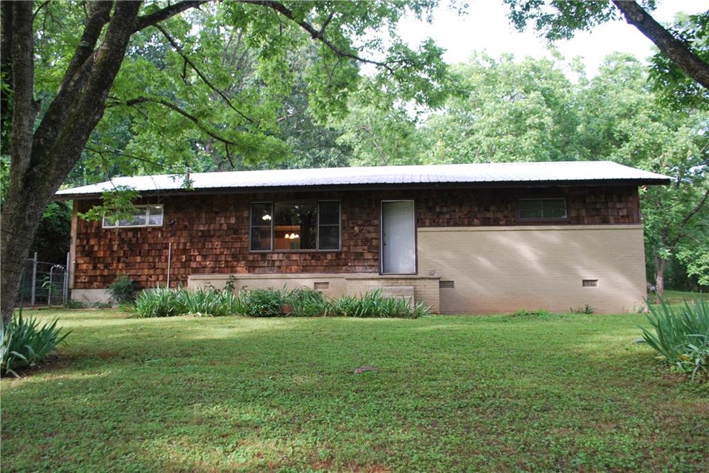 4994 Price Rd., Gainesville, GA 30506