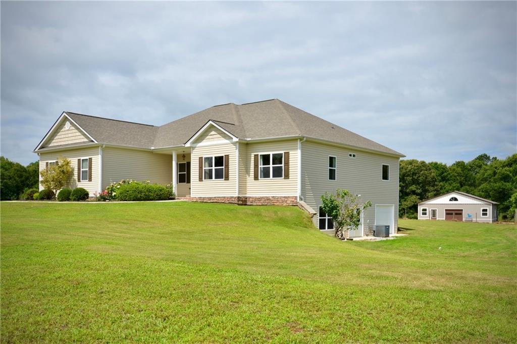 4158 Fuller Rd., Talmo, GA 30575