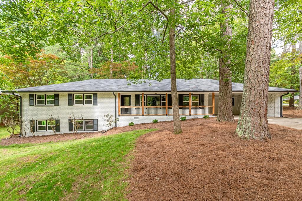 2301 Crestcliff Dr., Tucker, GA 30084