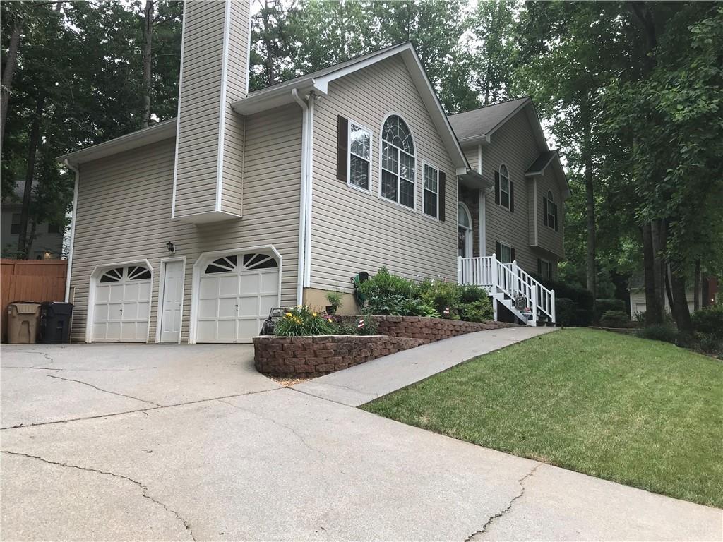 1011 Queensbury Run, Acworth, GA 30102