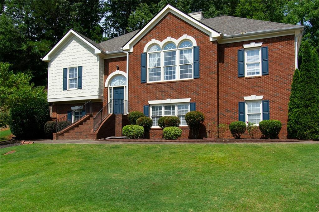204 Matthew Ln., Woodstock, GA 30189