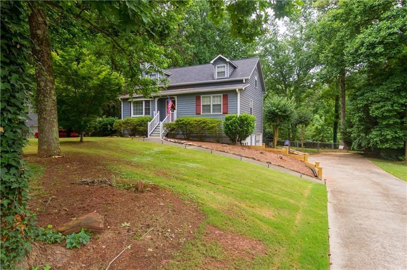 26 Powder Mill Dr., Dallas, GA 30157