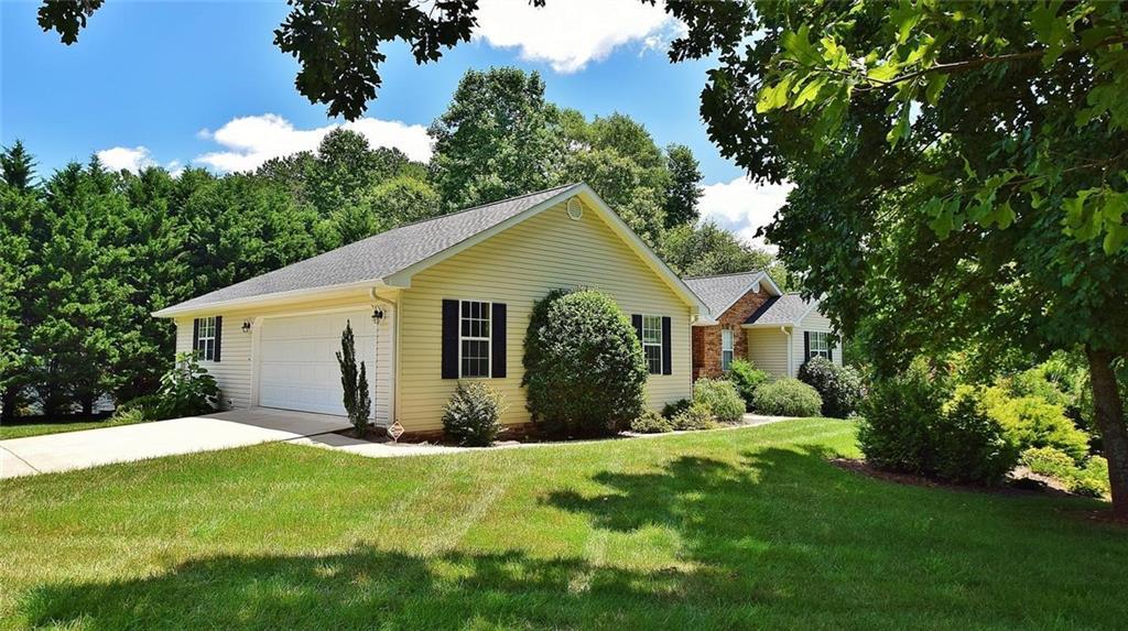 4598 Rivers Edge Dr., Gainesville, GA 30506