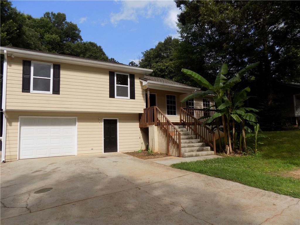 602 Pendergrass Dr., Statham, GA 30666