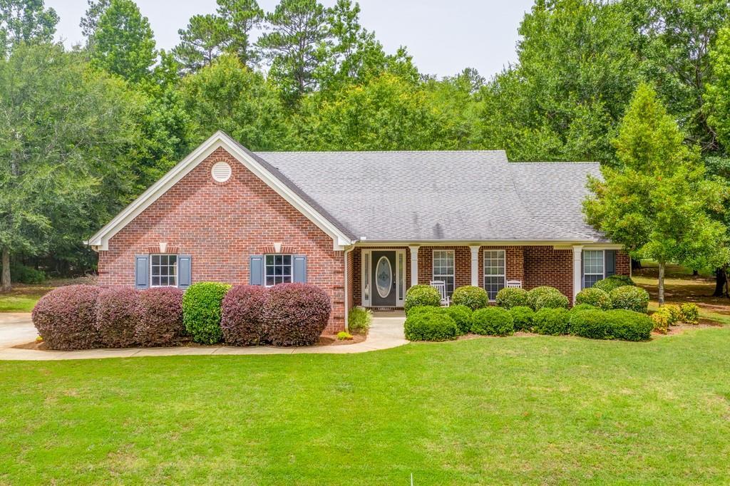 100 Lexington Cir., Athens, GA 30605