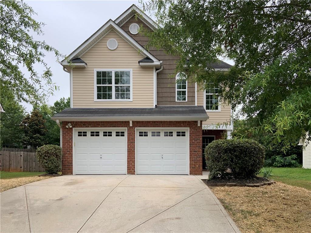 5830 Bridgeport Ct., Flowery Branch, GA 30542