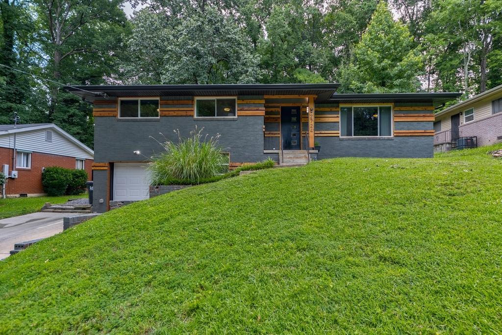 2724 Riggs Dr., Atlanta, GA 30344