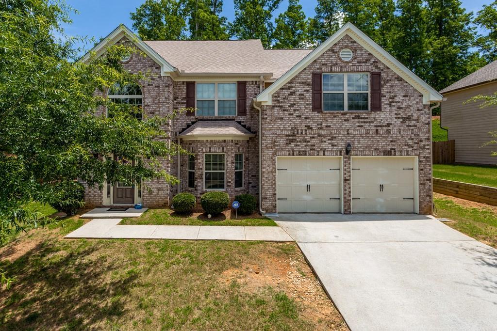 6947 Misttop Loop, Fairburn, GA 30213