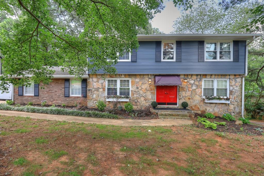 5411 Ahyoka Dr., Lake City, GA 30260