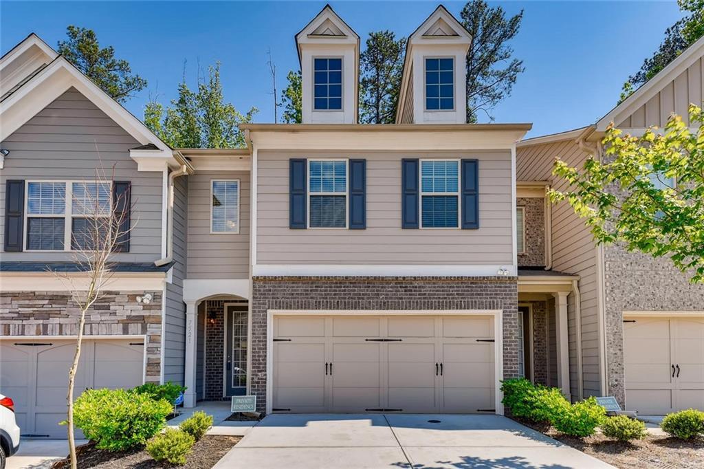 7521 Stone Creek Path, Lithonia, GA 30038